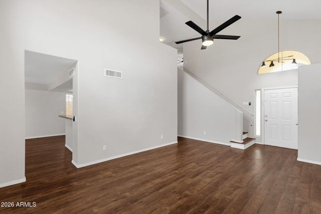 1210 E HELENA Drive, Phoenix, AZ 85022