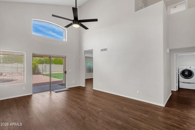 1210 E HELENA Drive, Phoenix, AZ 85022