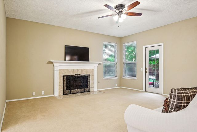 412 Vasey Oak Drive, Keller, TX 76248