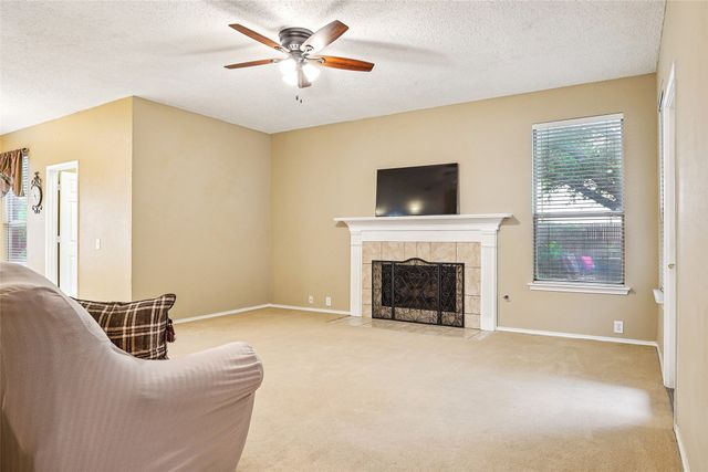 412 Vasey Oak Drive, Keller, TX 76248