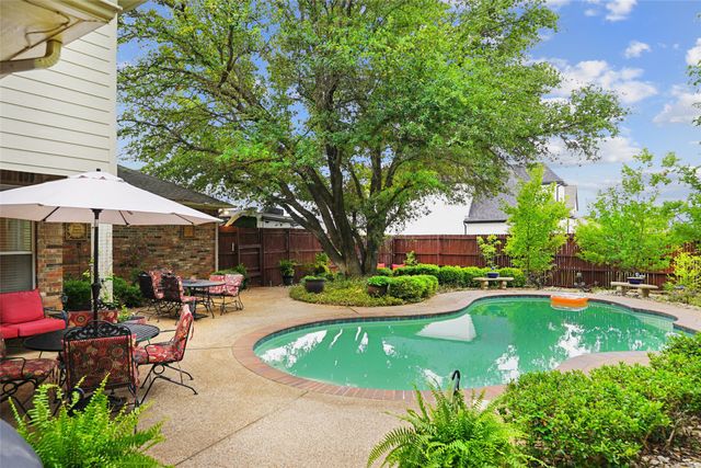 412 Vasey Oak Drive, Keller, TX 76248