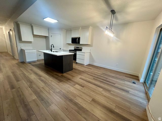 91 S 400 W, Kaysville, UT 84037