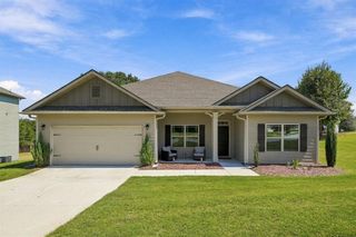 296 N Brooks Village Drive N, Pendergrass, GA 30567