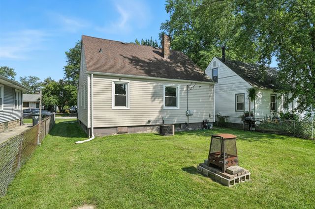 922 Garfield Street, Hobart, IN 46342