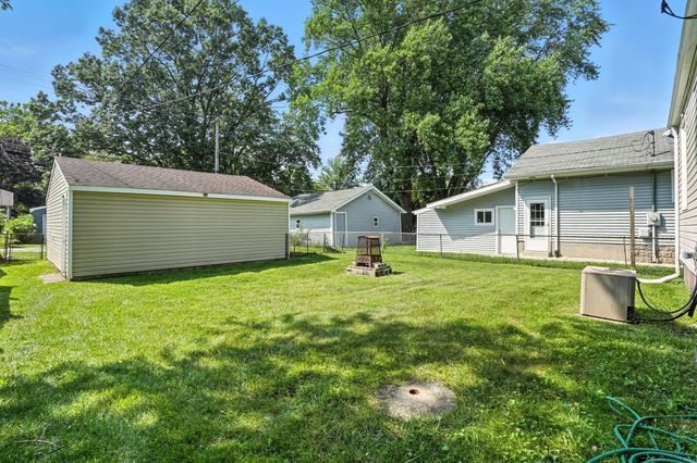922 Garfield Street, Hobart, IN 46342