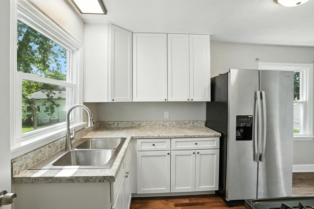 922 Garfield Street, Hobart, IN 46342
