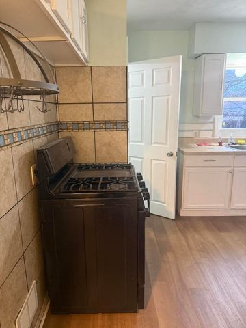 428 Orchard Avenue, Muskegon, MI 49442