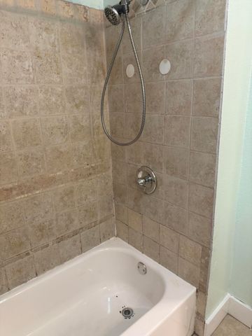 428 Orchard Avenue, Muskegon, MI 49442