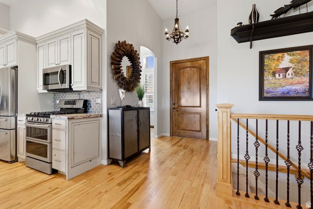 722 W WEBB RD, Draper, UT 84020