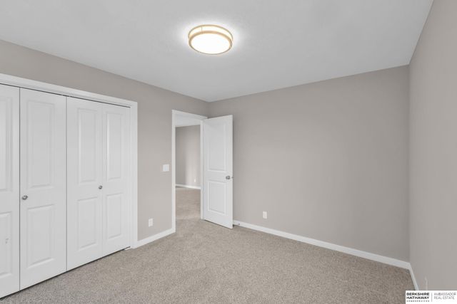 10411 Cimarron Street, Papillion, NE 68046