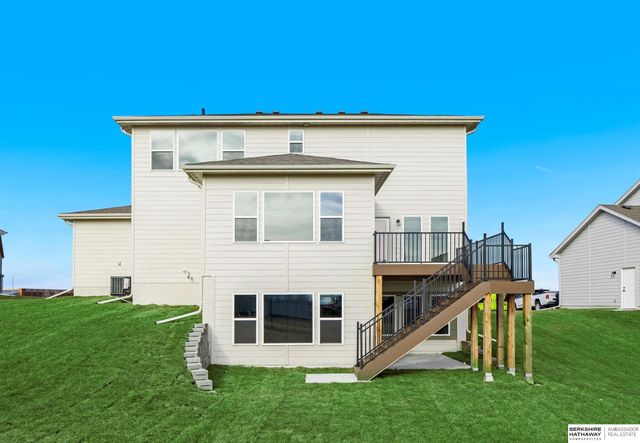 10411 Cimarron Street, Papillion, NE 68046