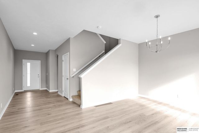 10411 Cimarron Street, Papillion, NE 68046