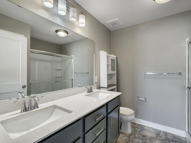 10269 Chesshire Lane N, Maple Grove, MN 55369