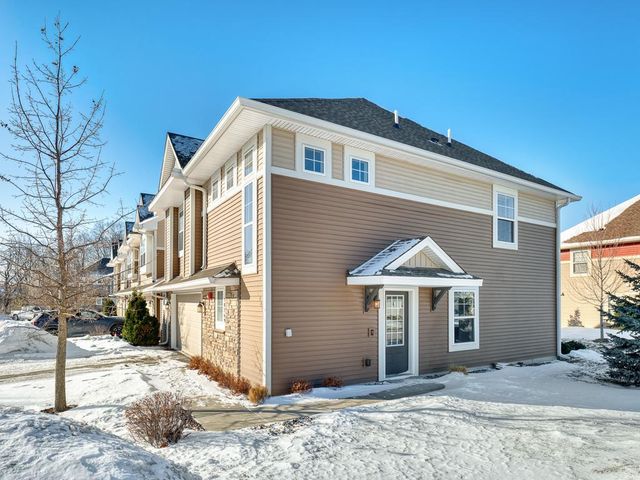 10269 Chesshire Lane N, Maple Grove, MN 55369