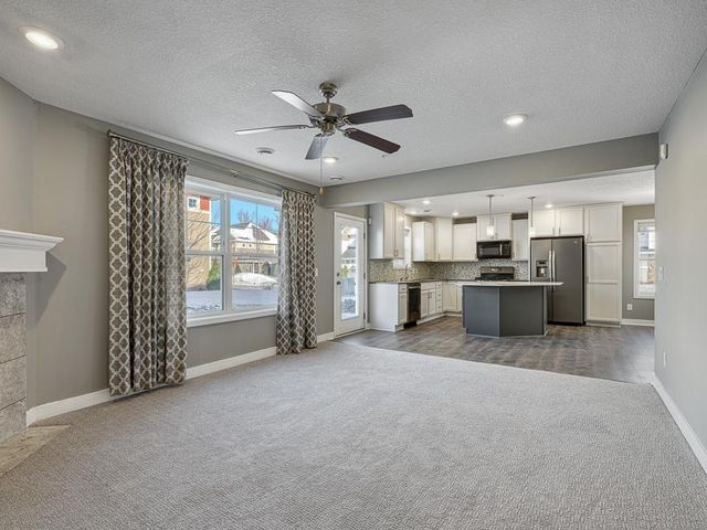 10269 Chesshire Lane N, Maple Grove, MN 55369