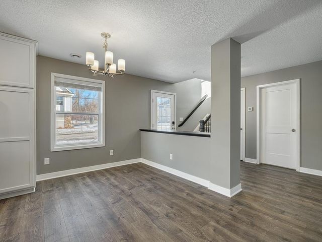 10269 Chesshire Lane N, Maple Grove, MN 55369