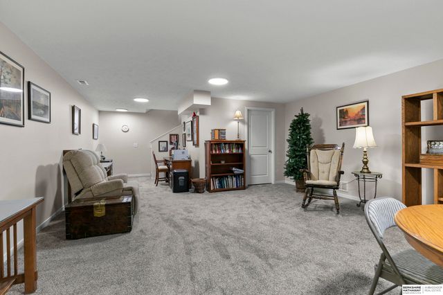326 Deep Water Drive, Lincoln, NE 68527