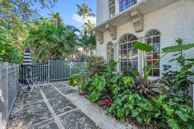 1559 Michigan Avenue 301, Miami Beach, FL 33139