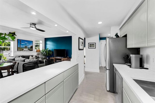 1559 Michigan Avenue 301, Miami Beach, FL 33139