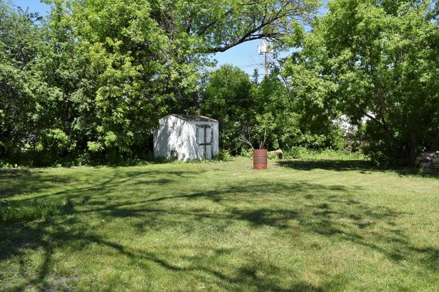 236 1st Avenue W, West Fargo, ND 58078