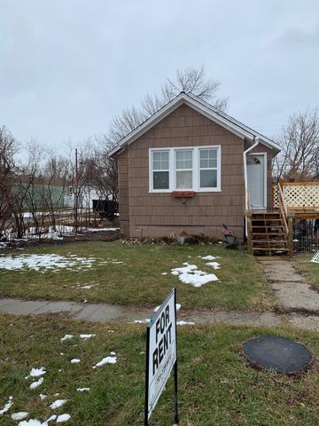 236 1st Avenue W, West Fargo, ND 58078