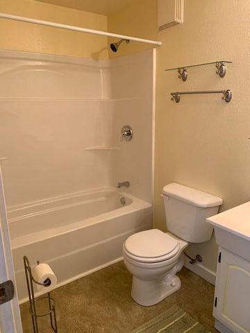 236 1st Avenue W, West Fargo, ND 58078