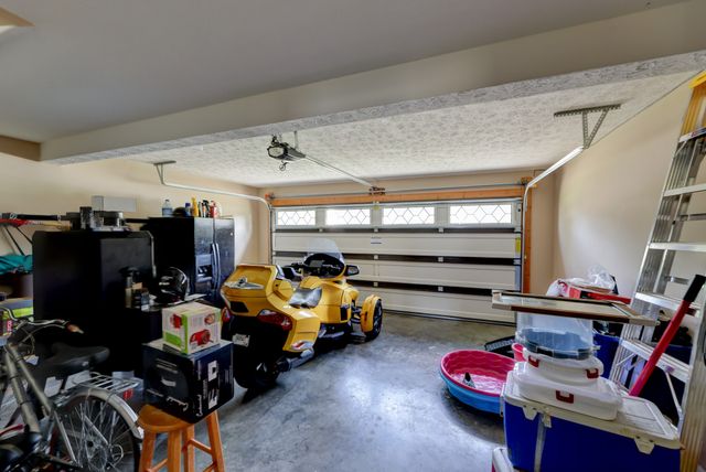 2468 Andersonville Dr, Clarksville, TN 37042