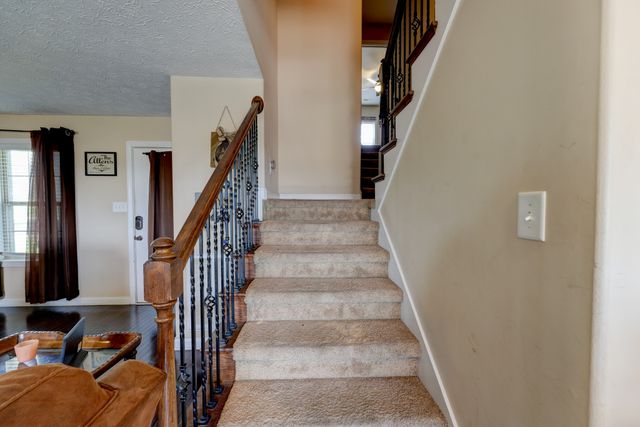 2468 Andersonville Dr, Clarksville, TN 37042