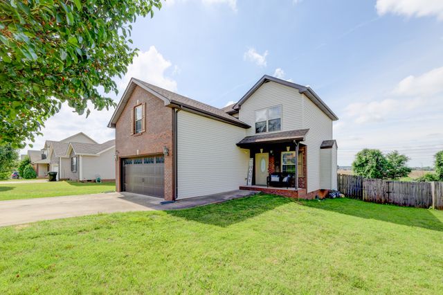 2468 Andersonville Dr, Clarksville, TN 37042