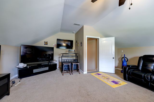 2468 Andersonville Dr, Clarksville, TN 37042