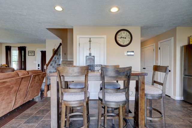 2468 Andersonville Dr, Clarksville, TN 37042