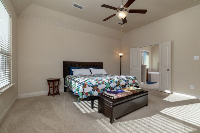 3005 S College Avenue, Decatur, TX 76234