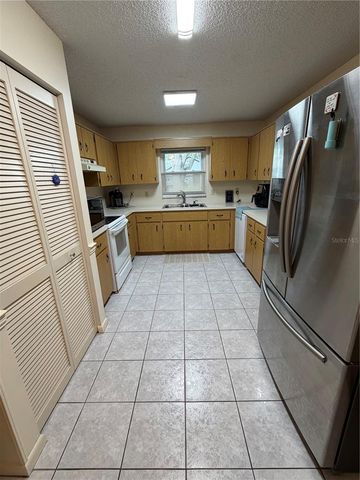8582 SW 90TH PLACE A, Ocala, FL 34481