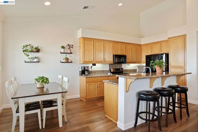 263 Fairmont Lane, Tracy, CA 95376