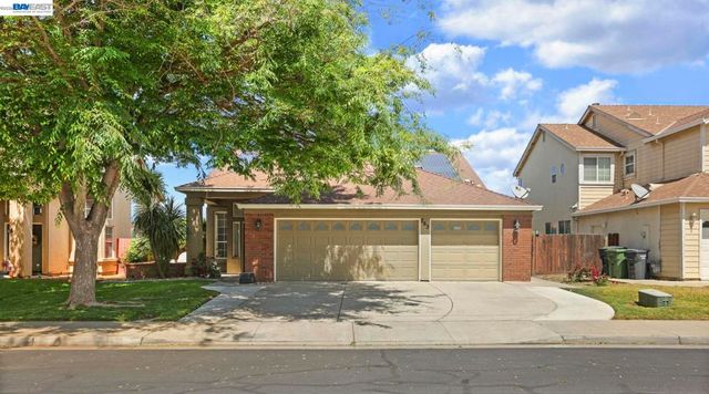 263 Fairmont Lane, Tracy, CA 95376