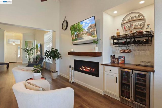 263 Fairmont Lane, Tracy, CA 95376