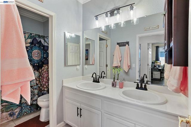 263 Fairmont Lane, Tracy, CA 95376