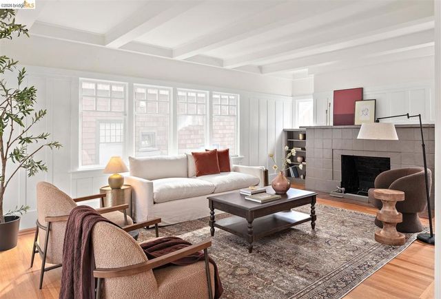 2962 2962 Piedmont Ave, Berkeley, CA 94705