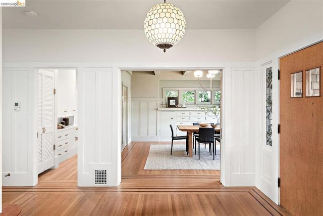 2962 2962 Piedmont Ave, Berkeley, CA 94705