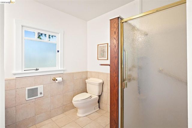 2962 2962 Piedmont Ave, Berkeley, CA 94705