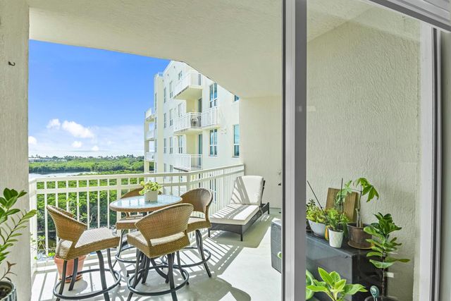 350 N Federal Highway 1208, Boynton Beach, FL 33435