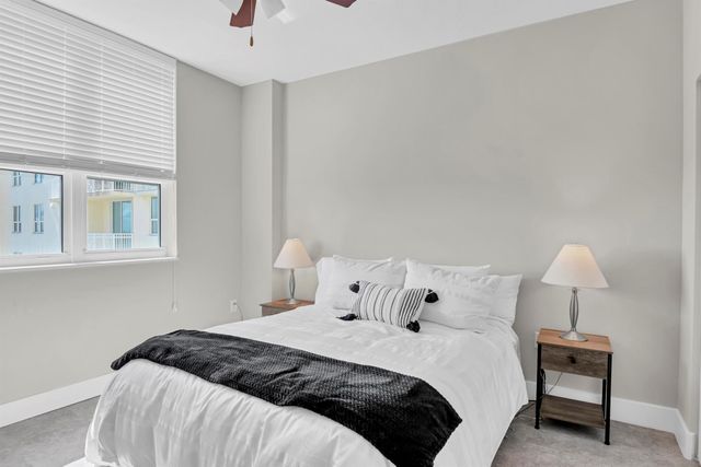 350 N Federal Highway 1208, Boynton Beach, FL 33435