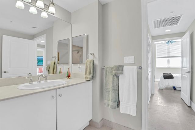 350 N Federal Highway 1208, Boynton Beach, FL 33435