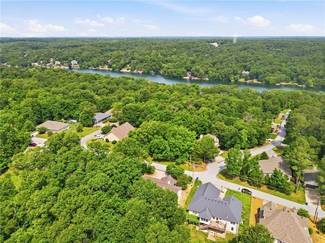 41 Portsmouth Drive, Bella Vista, AR 72715