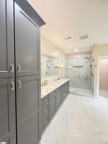 199 Ora Road, Gray Court, SC 29645