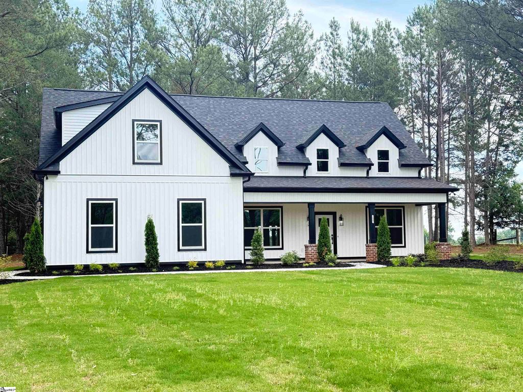 199 Ora Road, Gray Court, SC 29645
