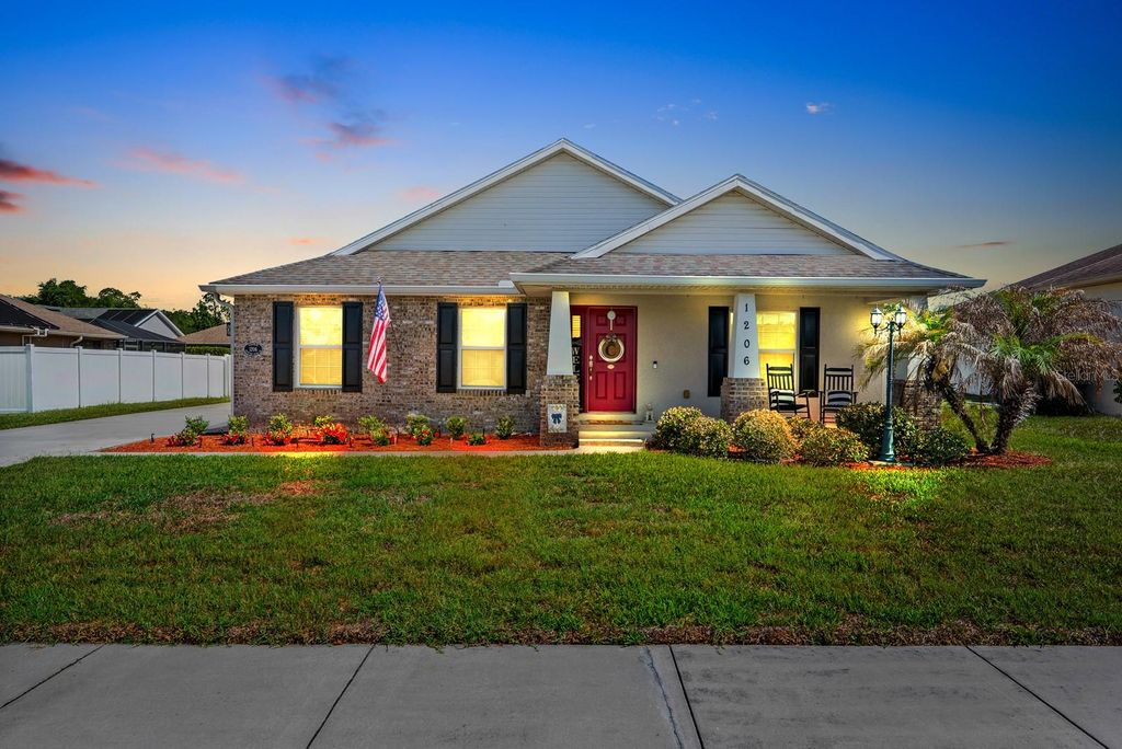 1206 SPOTTED LILAC LANE, Plant City, FL 33563
