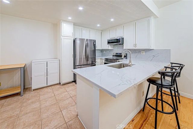 4280 Via Arbolada 140, Los Angeles, CA 90042