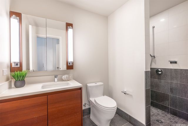 1108 Auahi Street 314, Honolulu, HI 96814