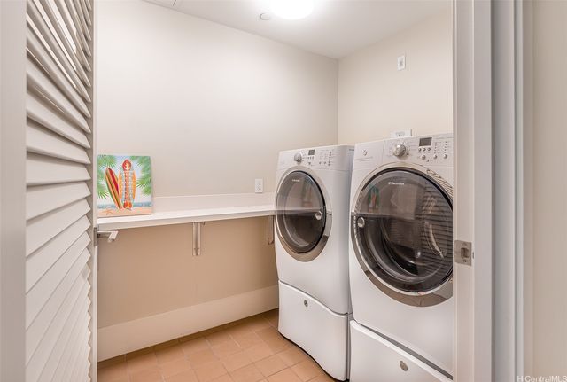 1108 Auahi Street 314, Honolulu, HI 96814